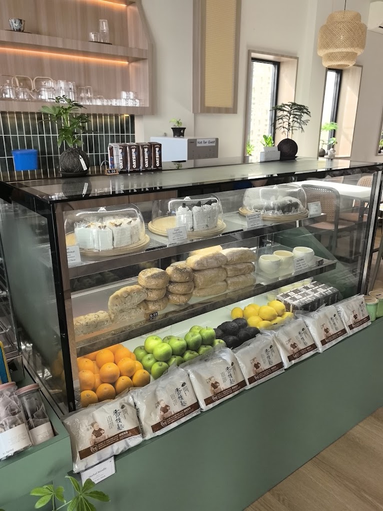 Six Spring Vegetarian Cafe — Environment, George Town, Pulau Pinang