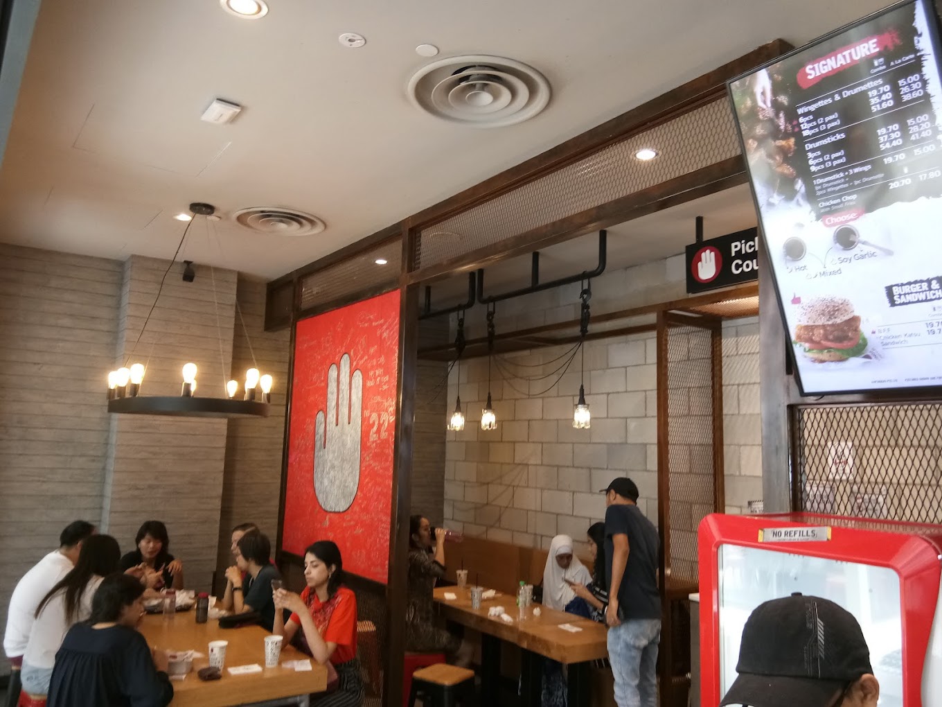 4Fingers Crispy Chicken Gurney Paragon — Environment, George Town, Pulau Pinang