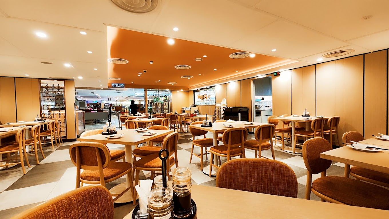 Canton-i Restaurant • Gurney Plaza — Environment, George Town, Pulau Pinang