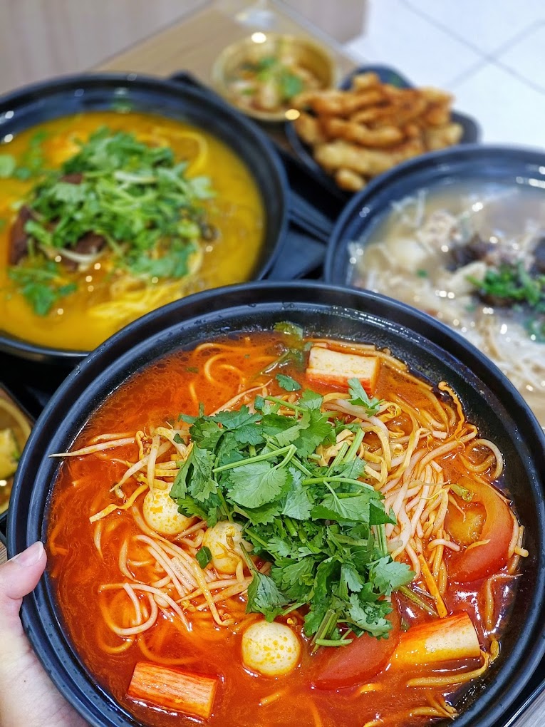 Fei.s Rice Noodle 香港肥锅港式米线 — Food, Ayer Itam, Pulau Pinang