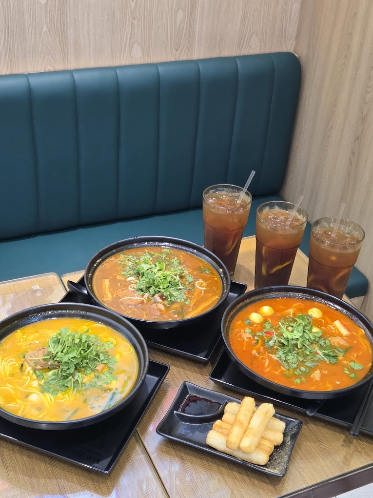 Fei.s Rice Noodle 香港肥锅港式米线 — Food, Ayer Itam, Pulau Pinang