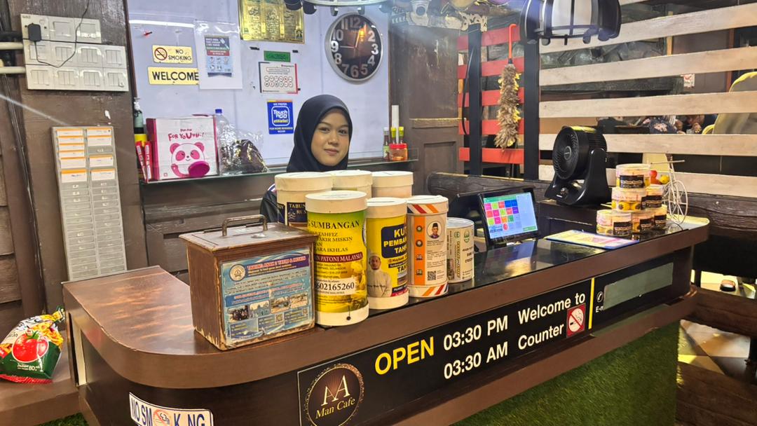 AA Man Cafe — Environment, Permatang Pauh, Pulau Pinang