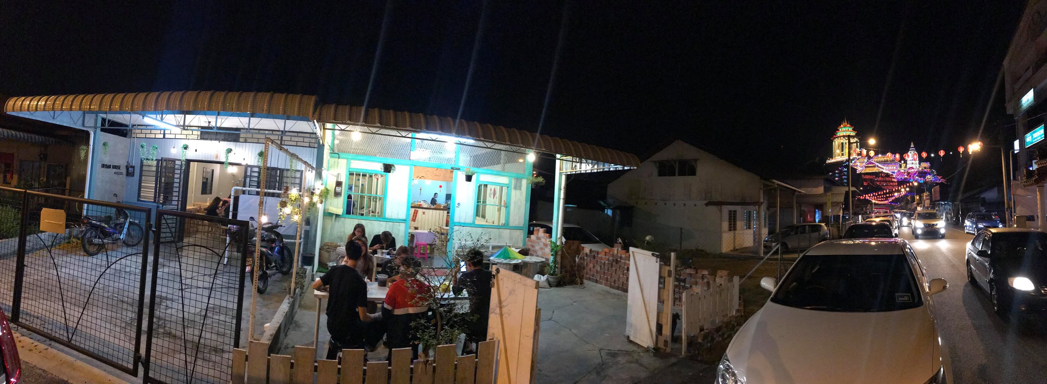 Farm House Cafe — Environment, Ayer Itam, Pulau Pinang