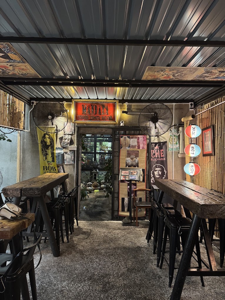 Yakitori Jiro — Environment, George Town, Pulau Pinang
