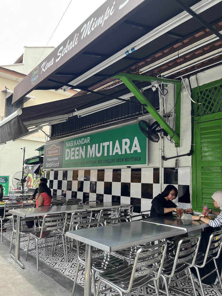 Nasi Kandar Deen Mutiara — Environment, George Town, Pulau Pinang