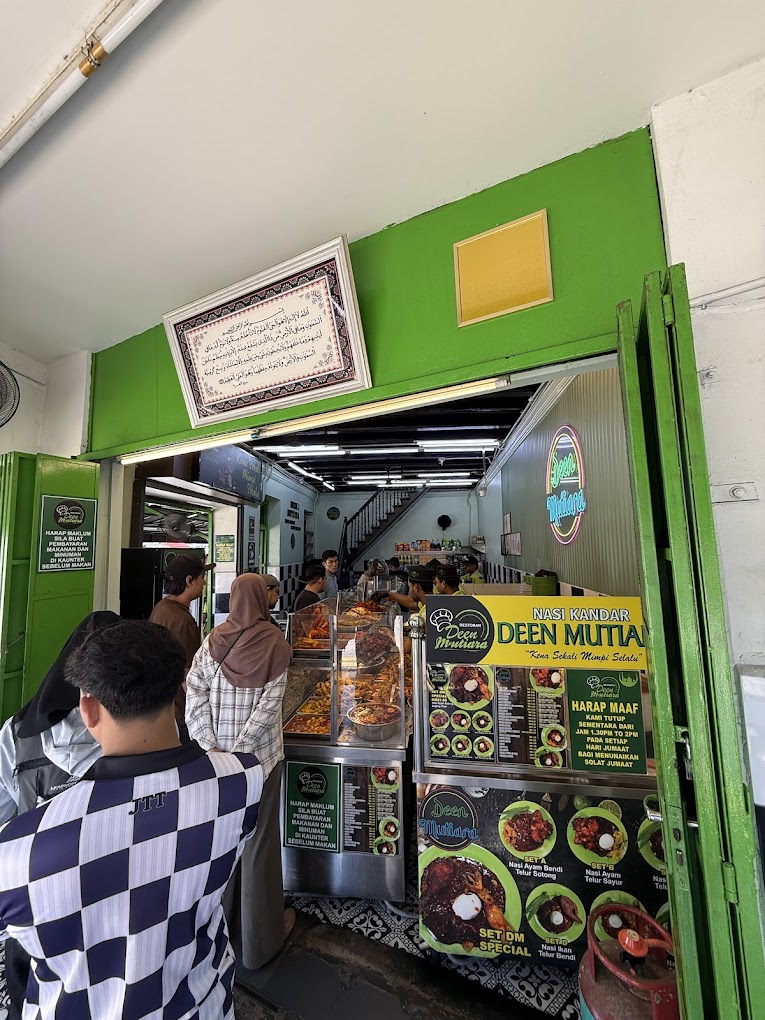 Nasi Kandar Deen Mutiara — Environment, George Town, Pulau Pinang