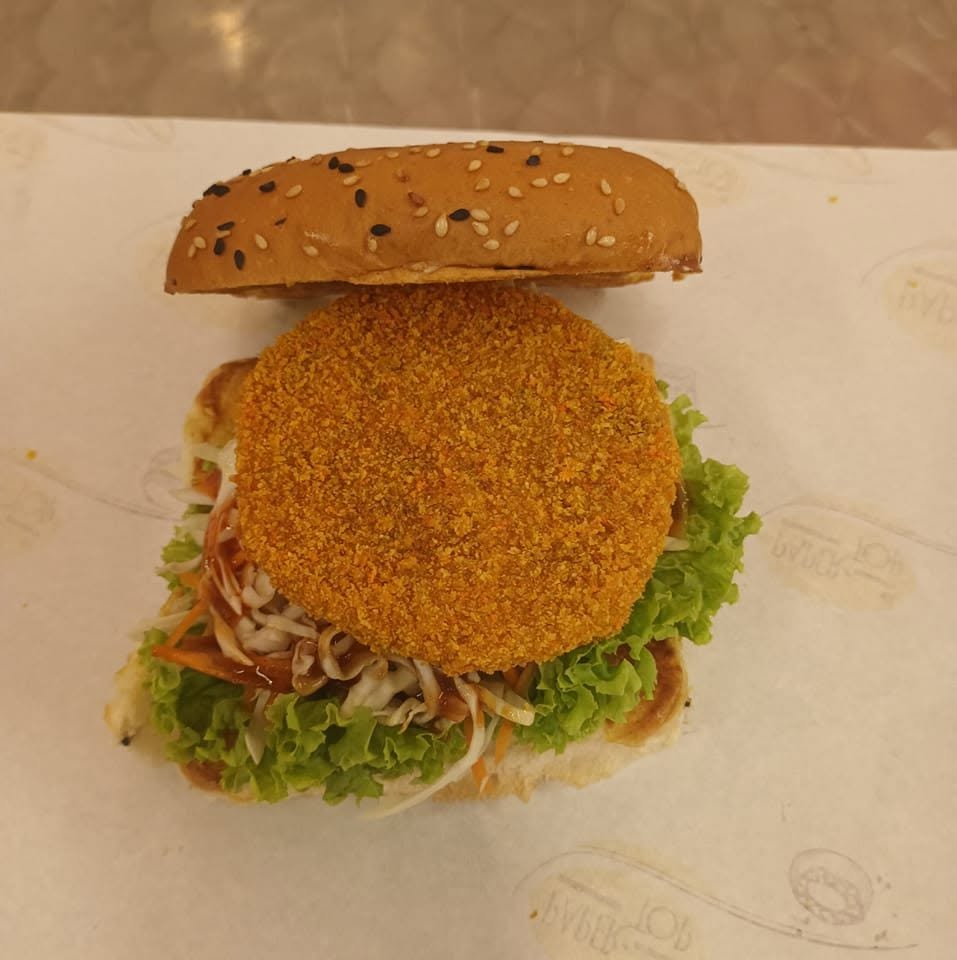 SRii KAYAA COCONUTS — Food, George Town, Pulau Pinang