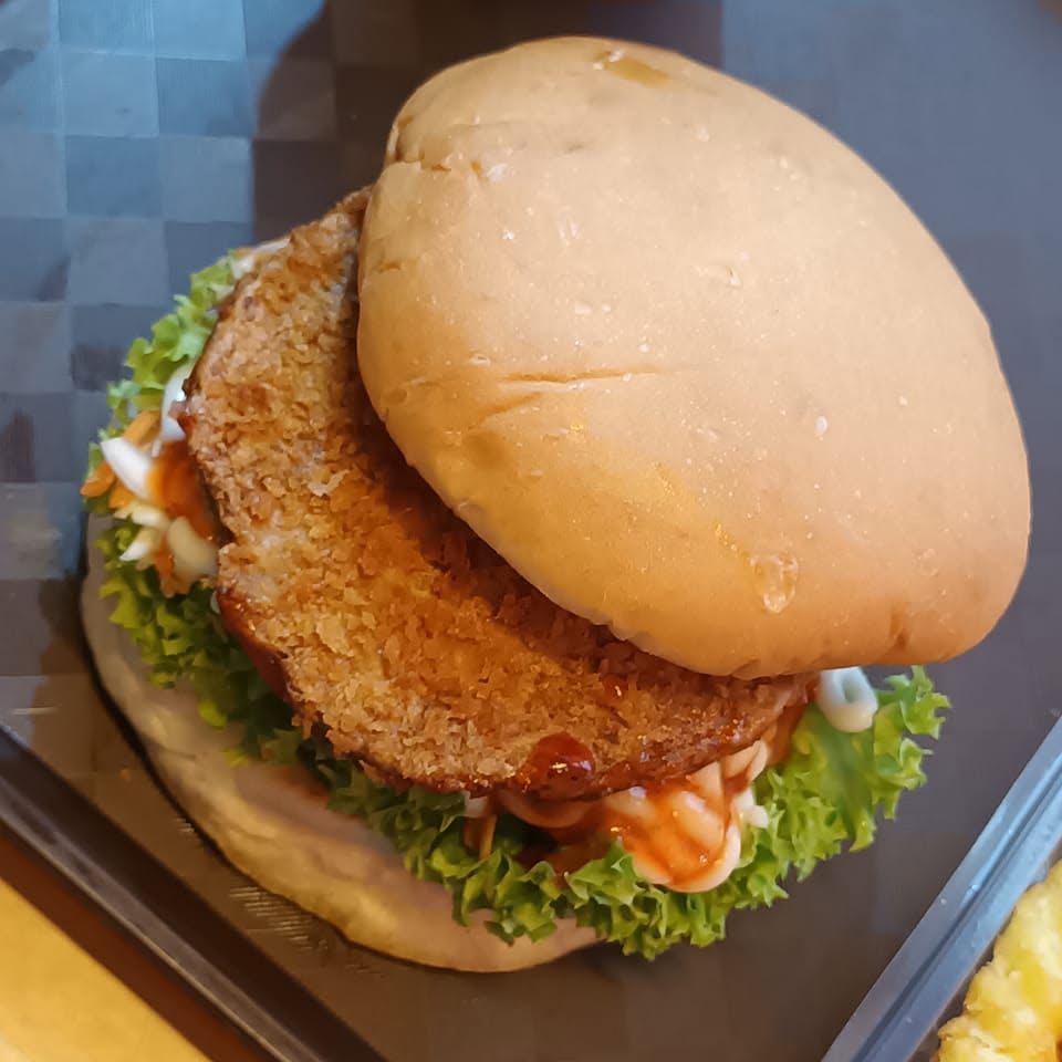 SRii KAYAA COCONUTS — Food, George Town, Pulau Pinang