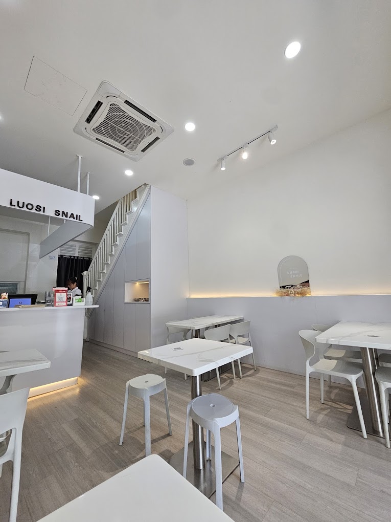 Luosi Snail — Environment, George Town, Pulau Pinang