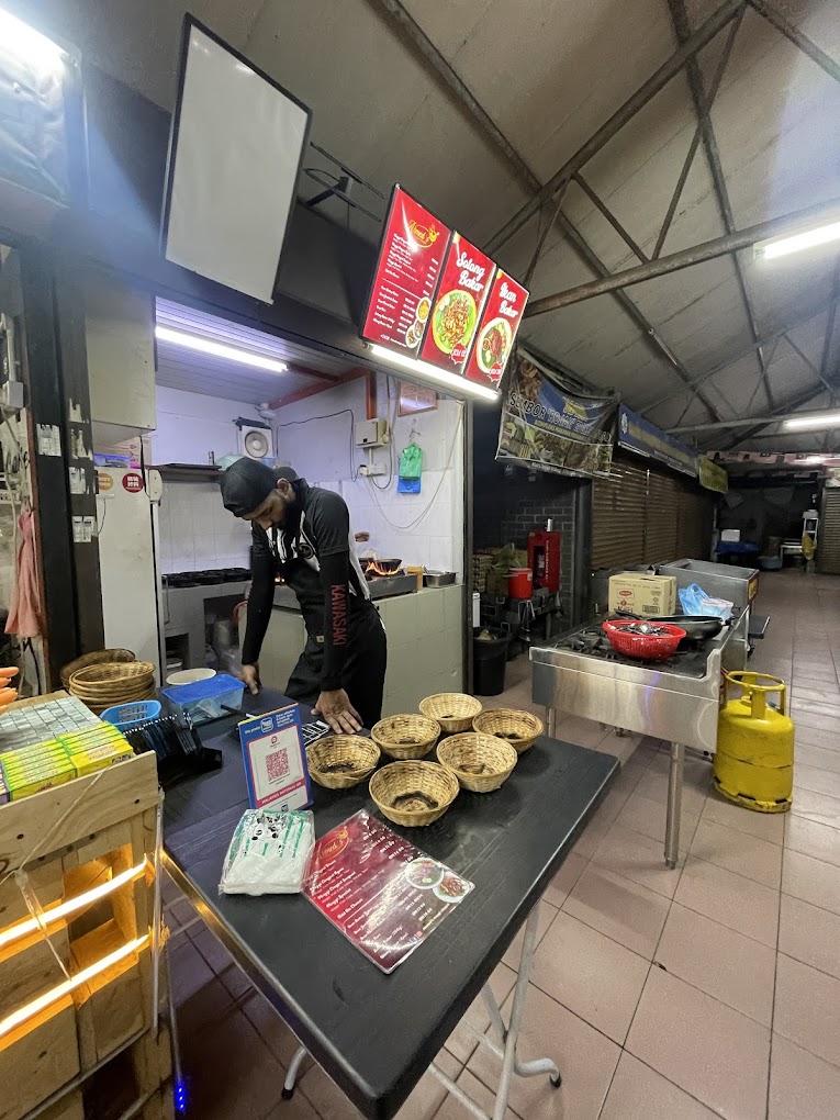 Ahmed’s Maggi Claypot — Environment, George Town, Pulau Pinang
