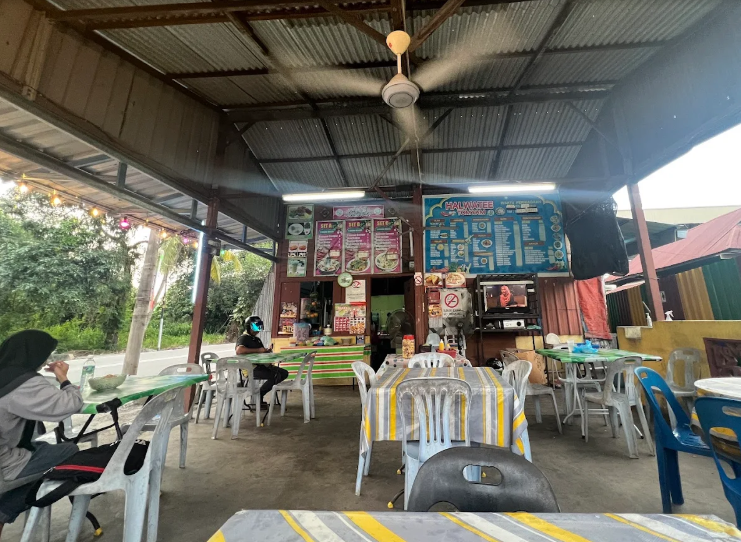 Halwatee Tomyam — Environment, Bukit Mertajam, Pulau Pinang