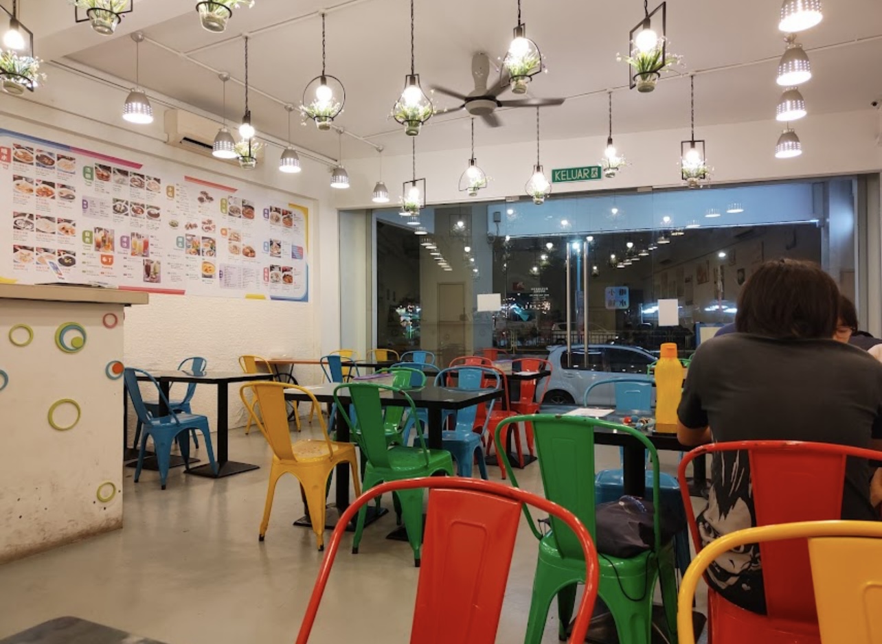 Tong Sui Xiao Po 糖水小铺 — Environment, Gelugor, Pulau Pinang