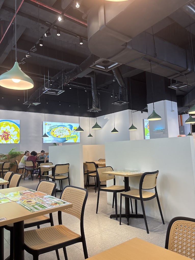 酸小七酸汤鱼Sour Little 7 (Penang - Sunshine Central) — Environment, Ayer Itam, Pulau Pinang