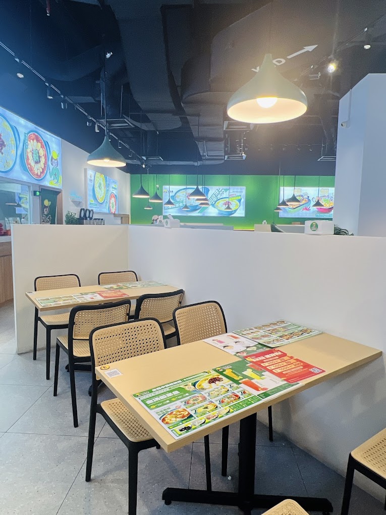 酸小七酸汤鱼Sour Little 7 (Penang - Sunshine Central) — Environment, Ayer Itam, Pulau Pinang