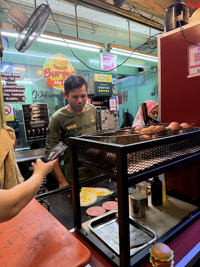 Abang Kie Burger 786 — Environment, Ayer Itam, Pulau Pinang