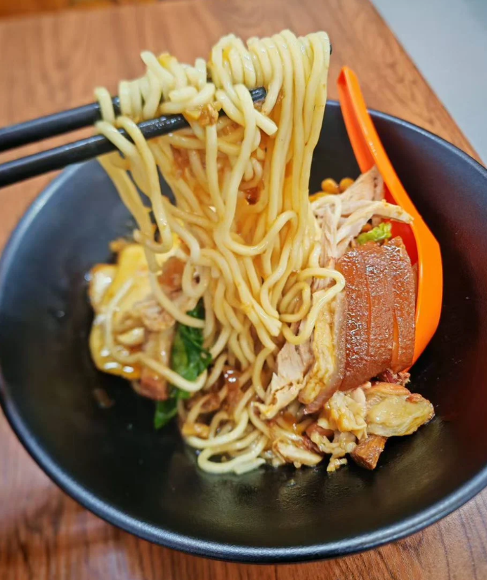 Guang Fu 广府隆江猪脚饭 — Food, Bukit Mertajam, Pulau Pinang