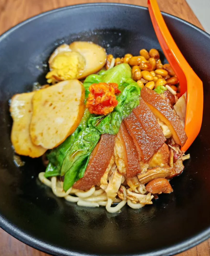 Guang Fu 广府隆江猪脚饭 — Food, Bukit Mertajam, Pulau Pinang