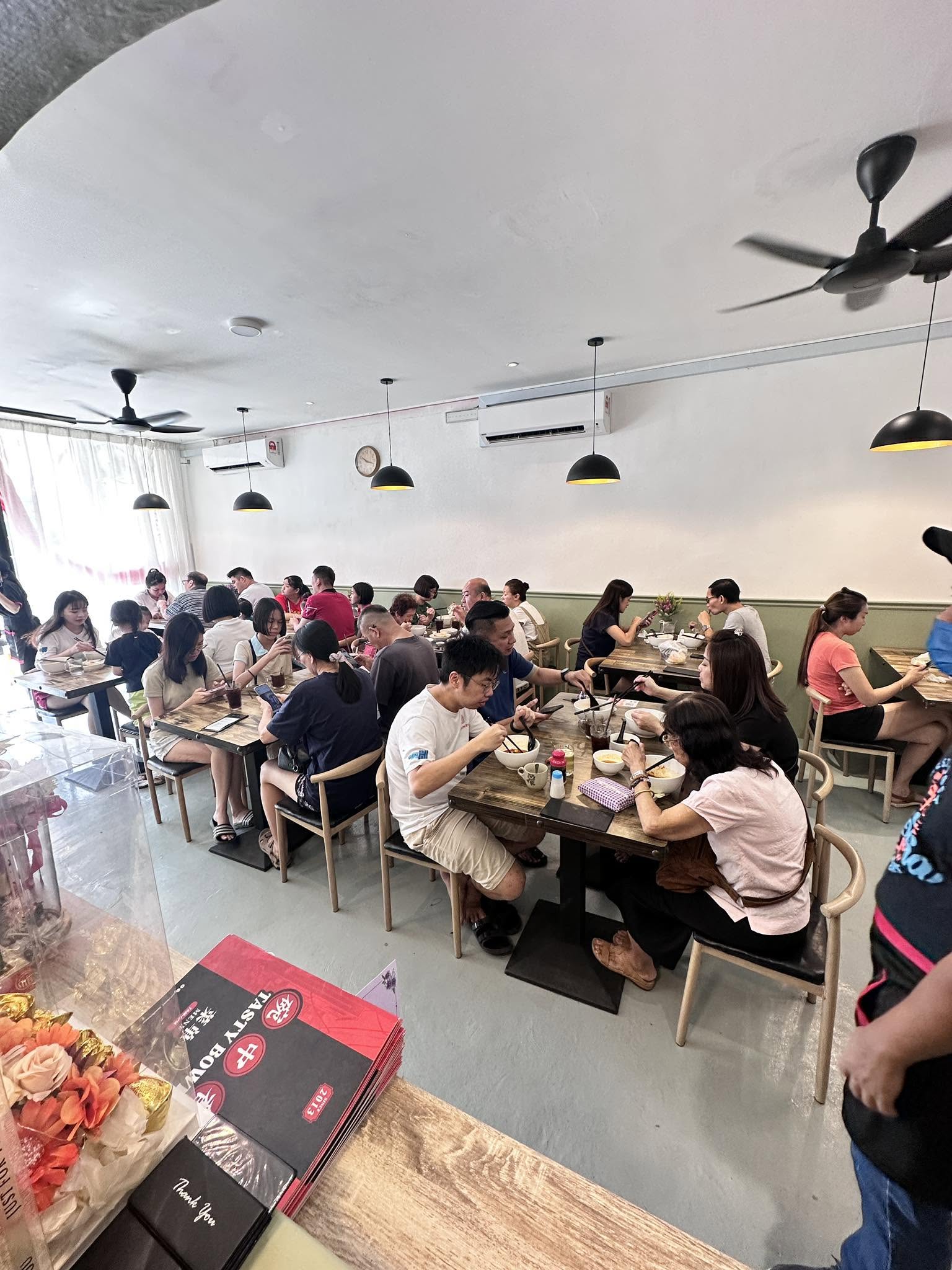 碗中香福建虾面 TASTY BOWL NOODLE HOUSE — Environment, Bukit Mertajam, Pulau Pinang