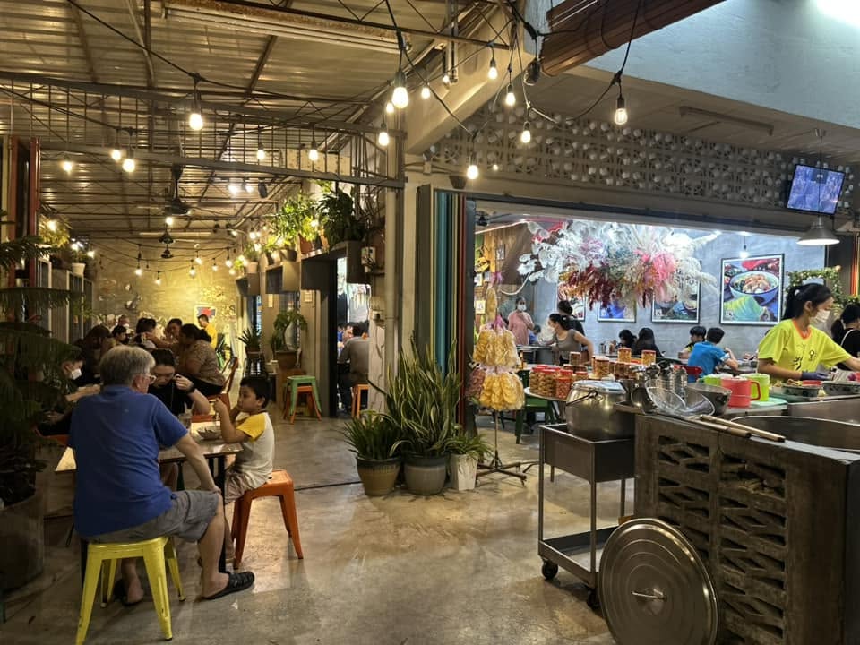 Kampung Bii Seafood Noodles House 古香 — Environment, Bukit Mertajam, Pulau Pinang