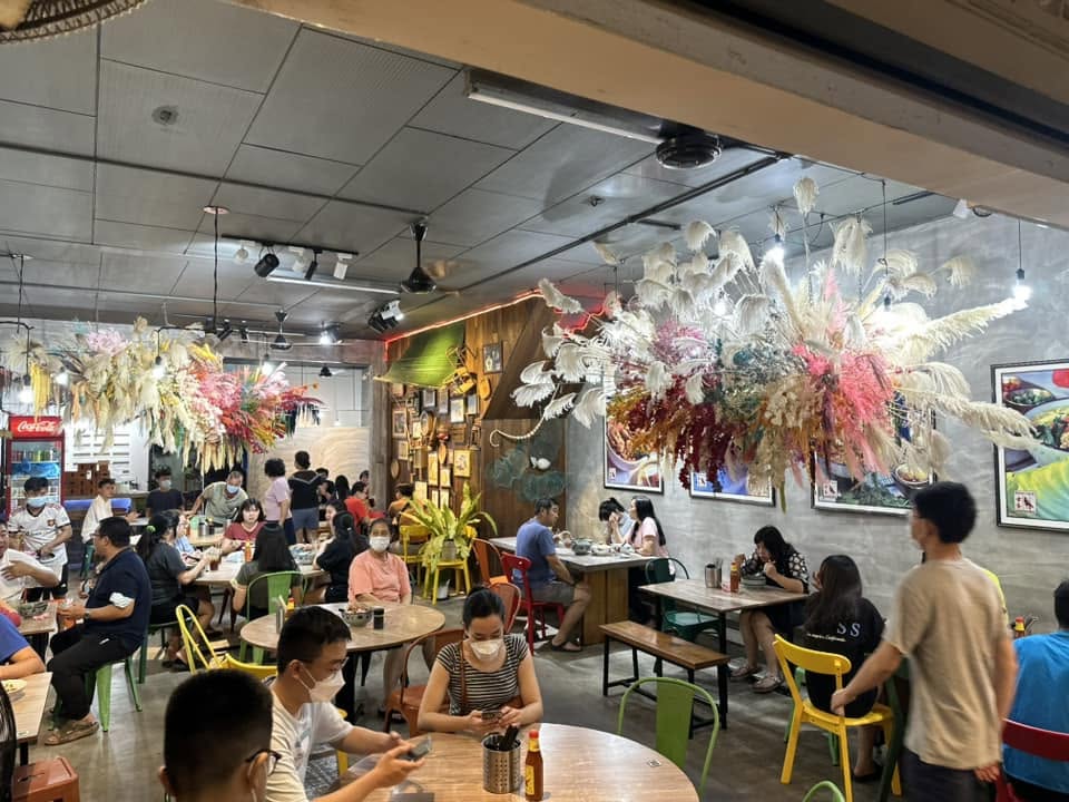 Kampung Bii Seafood Noodles House 古香 — Environment, Bukit Mertajam, Pulau Pinang