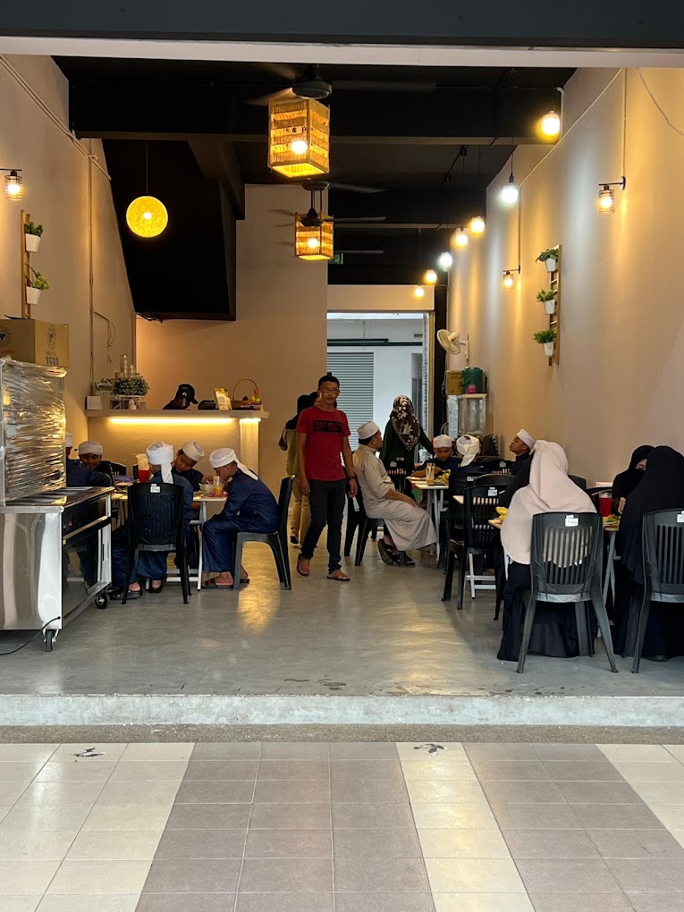 Restoran Tomyam Lola — Environment, Bukit Mertajam, Pulau Pinang