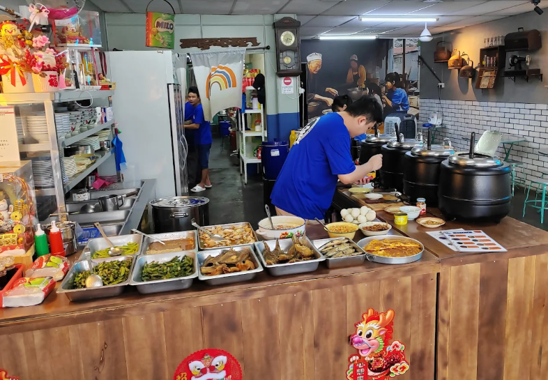 Blue House Porridge • 蓝屋清粥小菜 — Environment, Bukit Mertajam, Pulau Pinang