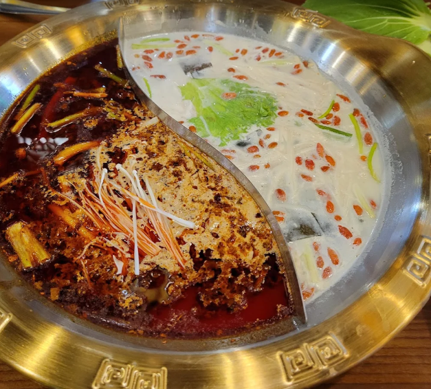 Hong La Jiao Steamboat 紅辣椒火鍋 — Food, Bukit Mertajam, Pulau Pinang