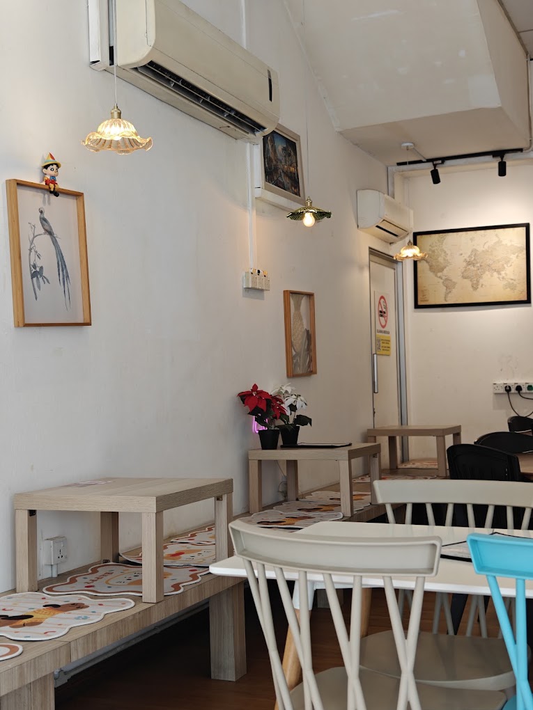 THE MOMENT NOSHERY — Environment, Bukit Mertajam, Pulau Pinang