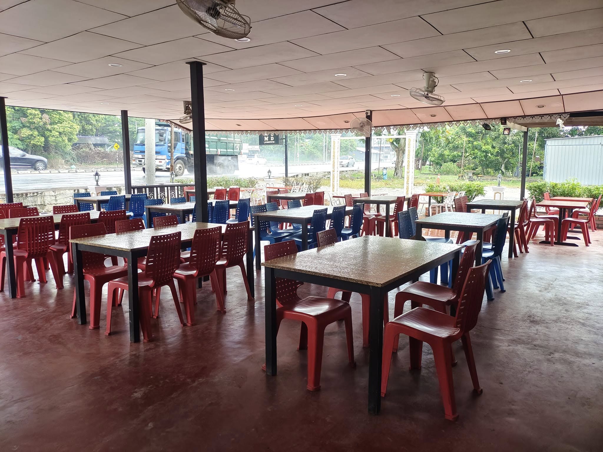 BJ Tomyam & Seafood — Environment, Bukit Mertajam, Pulau Pinang