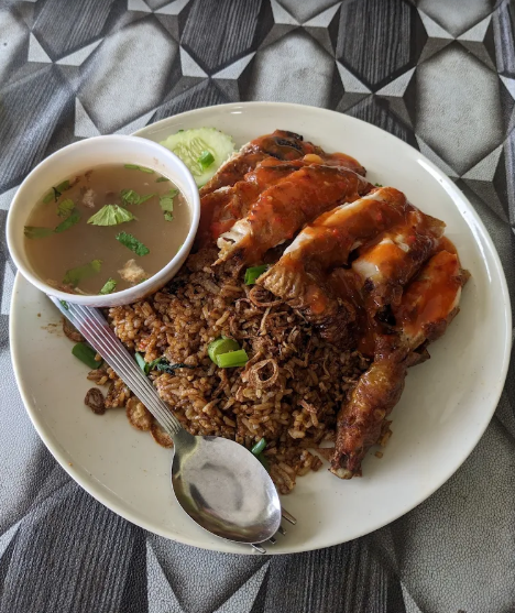 Mie Nasi Ayam jalan kebun sireh