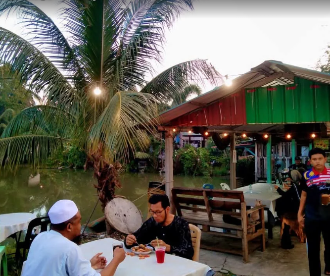 Warung nostalgia — Environment, Bukit Mertajam, Pulau Pinang