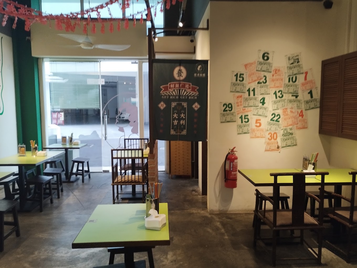 GDGN Vintage Cuisine 廣東姑娘 懷舊綜合料理 JURU SENTRAL — Environment, Bukit Mertajam, Pulau Pinang