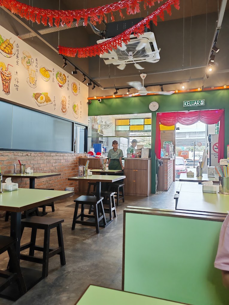 GDGN Vintage Cuisine 廣東姑娘 懷舊綜合料理 JURU SENTRAL — Environment, Bukit Mertajam, Pulau Pinang