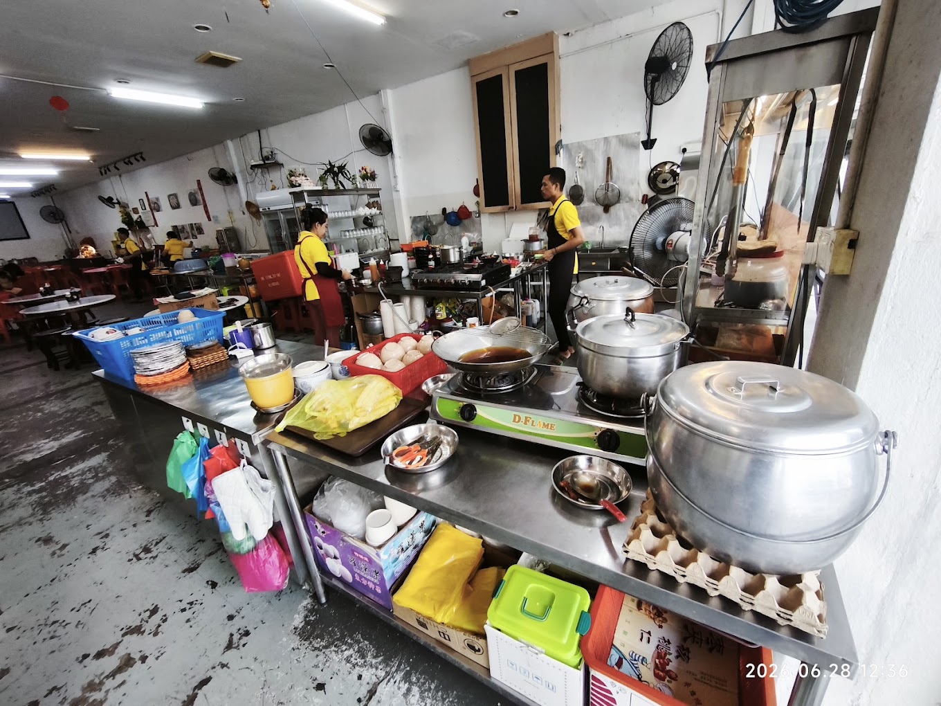 名扬祖传药膳肉骨茶 BENG YONG BAK KUT TEH RESTAURANT — Environment, Bukit Mertajam, Pulau Pinang
