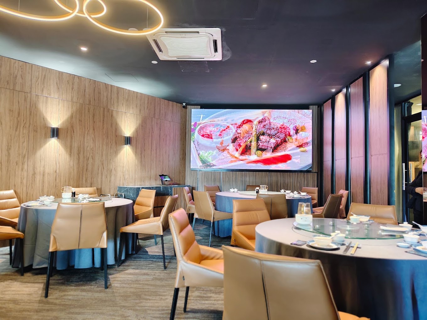 T Palace Modern Cuisine 吾廷 — Environment, Bukit Mertajam, Pulau Pinang