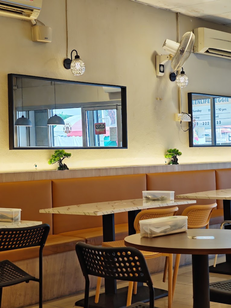 LX Greenlife Veggie (Bm Alma) 绿香素食 (大山脚) — Environment, Bukit Mertajam, Pulau Pinang