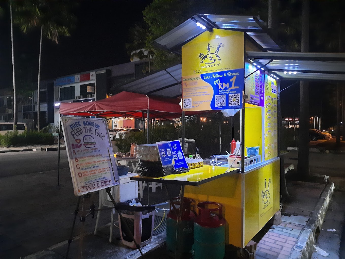 Three Monkey Burger Alma — Environment, Bukit Mertajam, Pulau Pinang