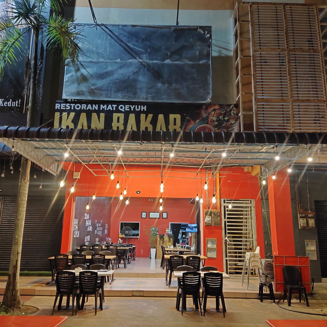 Restoran Mat Qeyuh Ikan Bakar — Environment, Kepala Batas, Pulau Pinang