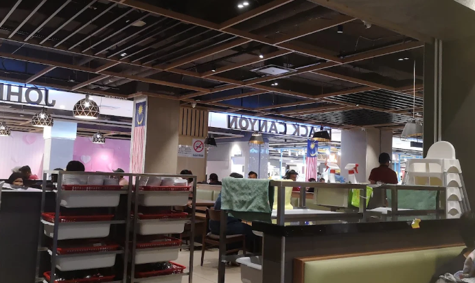 Johnny's Restaurant @ Sunway Carnival Mall — Environment, Seberang Jaya, Pulau Pinang