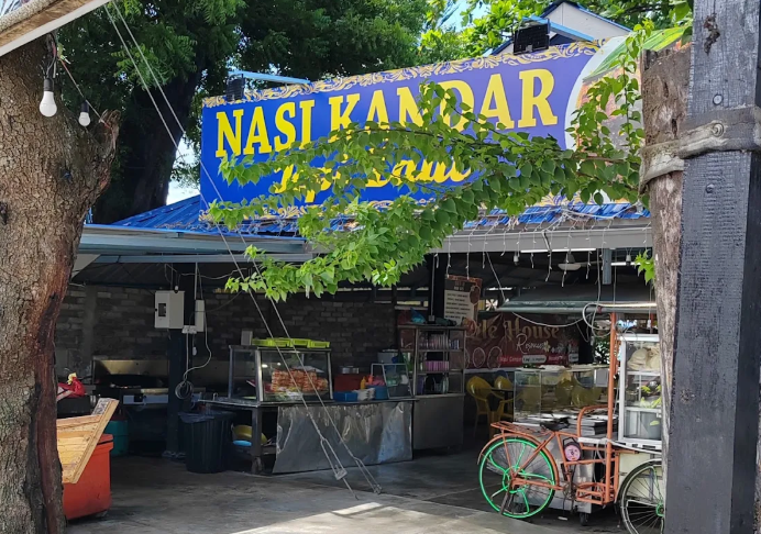 Nasi Kandar Tepi Laut — Environment, Butterworth, Pulau Pinang