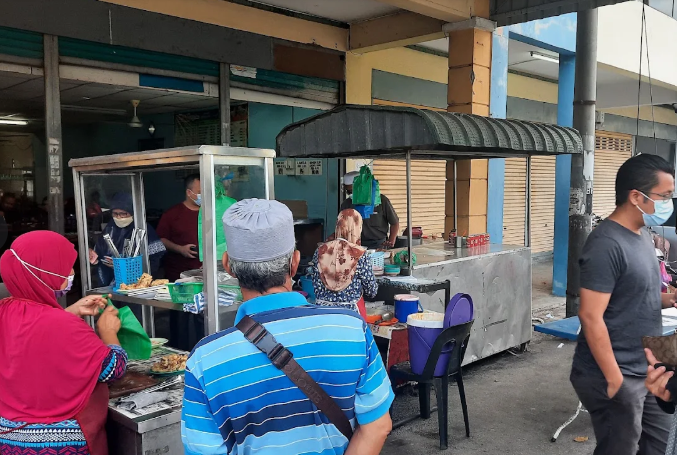 Pak Lah Roti Canai — Environment, Kepala Batas, Pulau Pinang