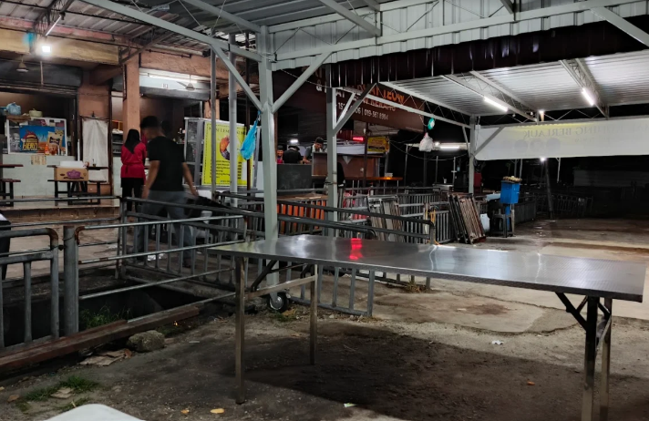 Ari Char Kuey Teow Bertam Permai — Environment, Kepala Batas, Pulau Pinang