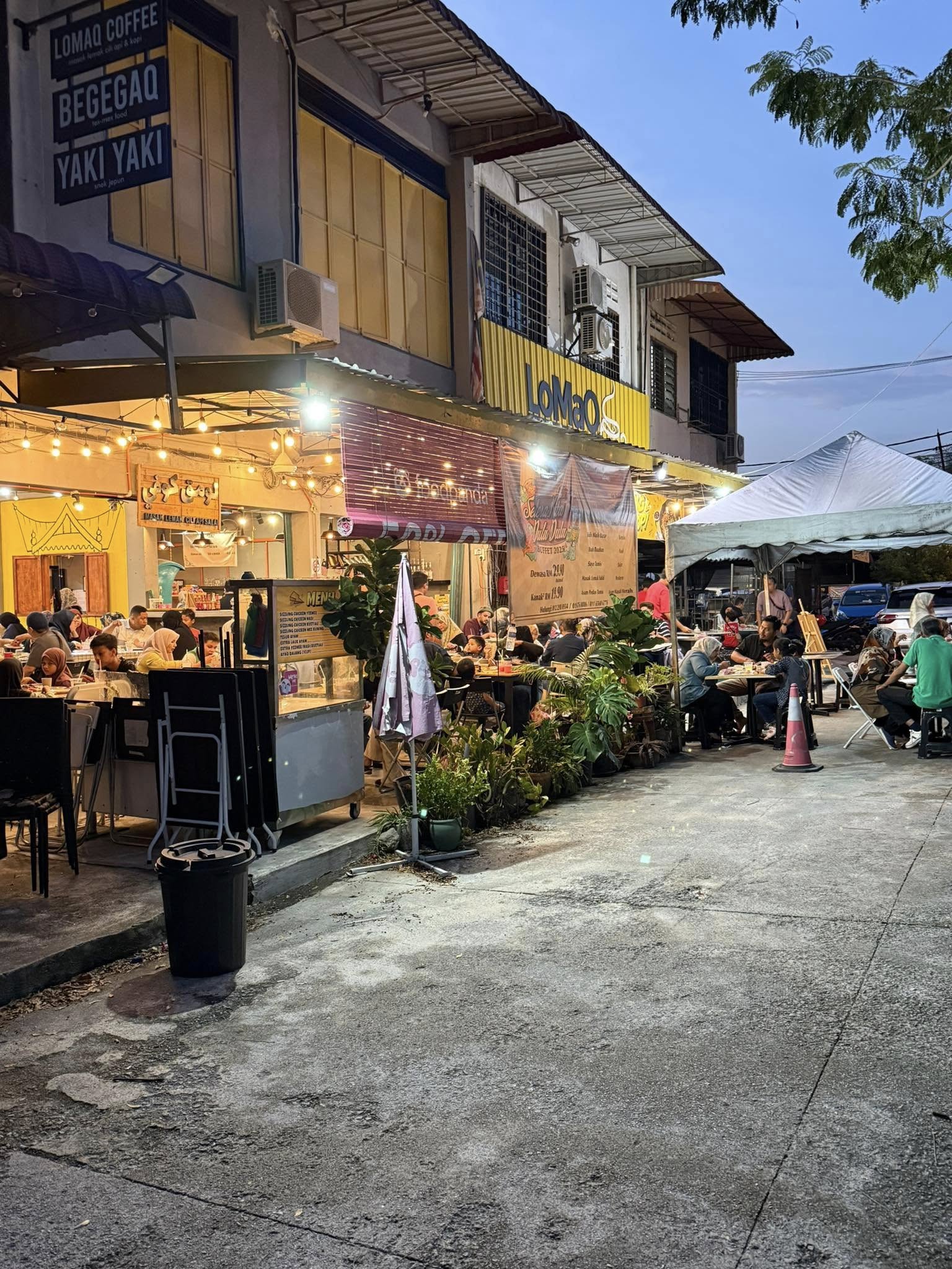 Lomaq Coffee — Environment, Perai, Pulau Pinang