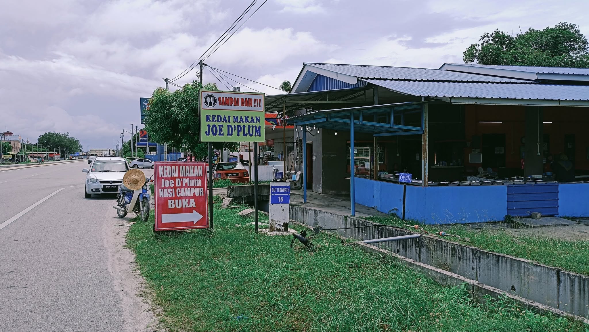 Restoran Joe D'Plum — Environment, Kepala Batas, Pulau Pinang