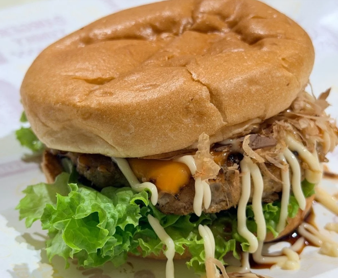 Er Shi Xiong Burger ( 二师兄猪肉汉堡） — Food, Butterworth, Pulau Pinang