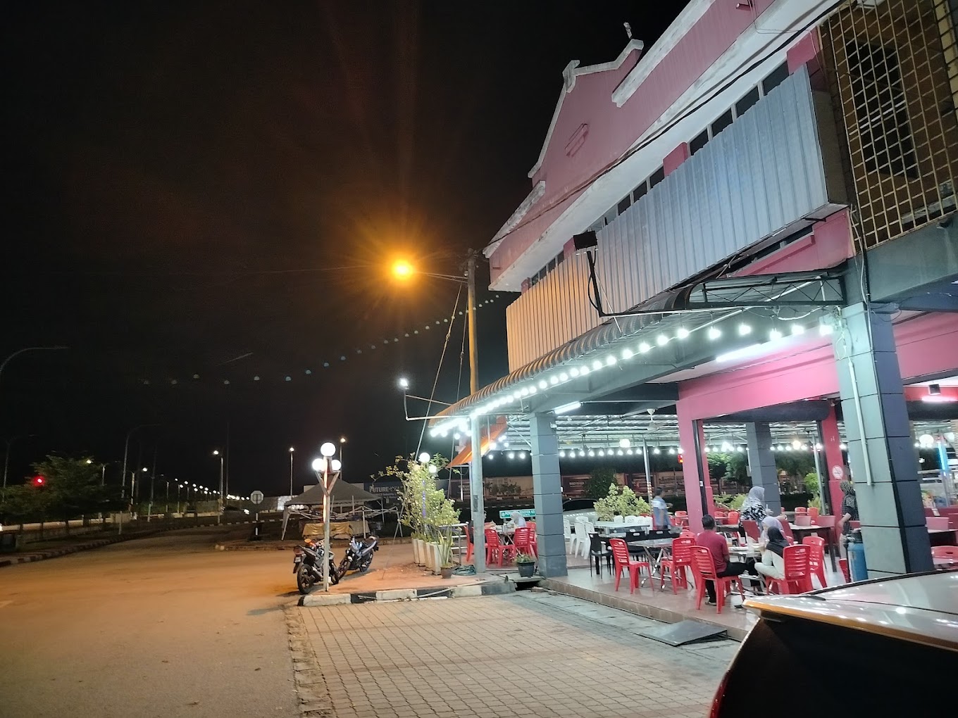 Prik Thai — Environment, Kepala Batas, Pulau Pinang
