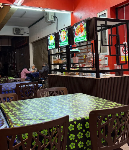D'Phuket Restaurant — Environment, Kepala Batas, Pulau Pinang