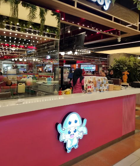 Squid boy @ Sunway Carnival Mall