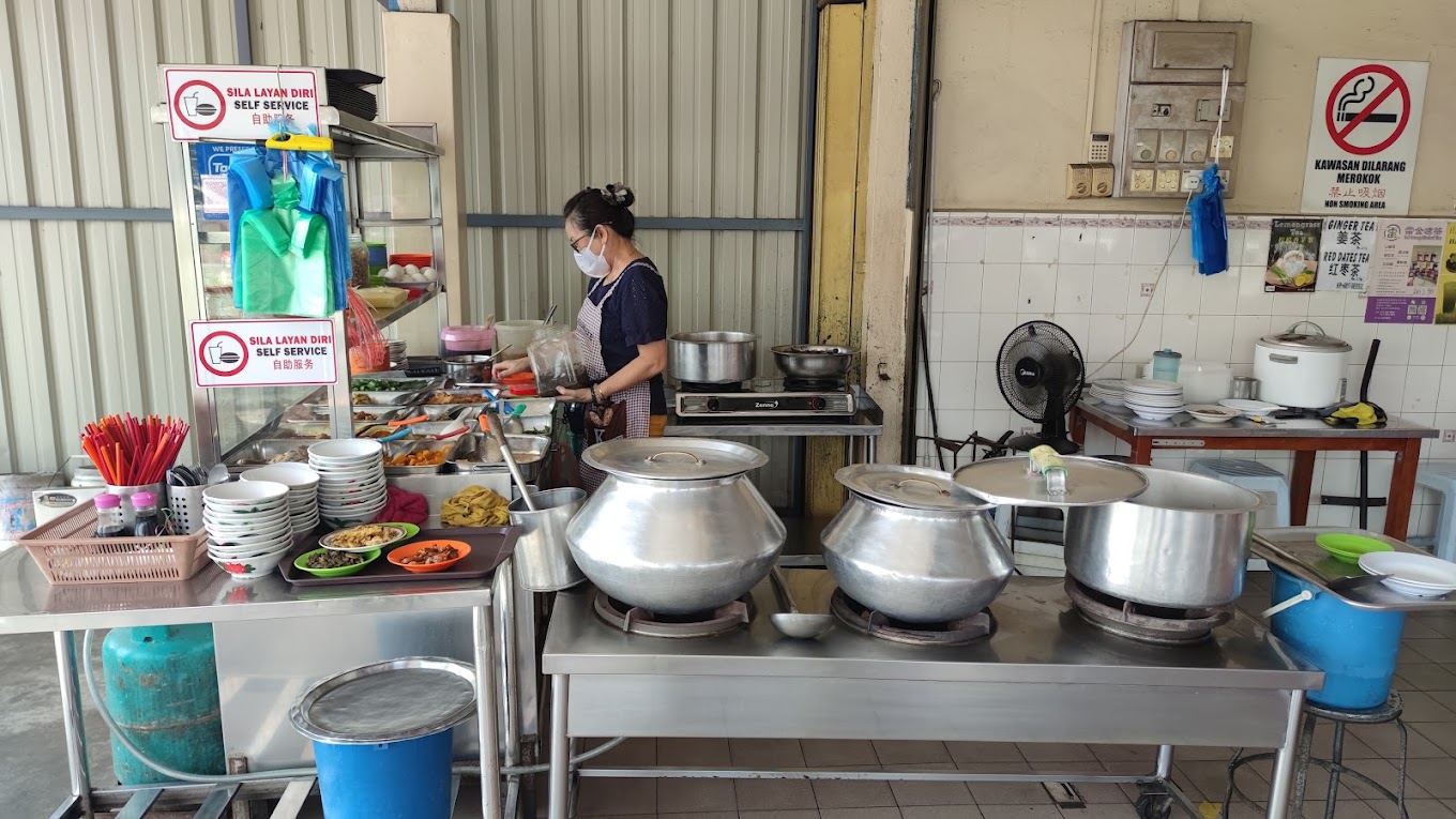 Sheng Li Restaurant — Environment, Kepala Batas, Pulau Pinang