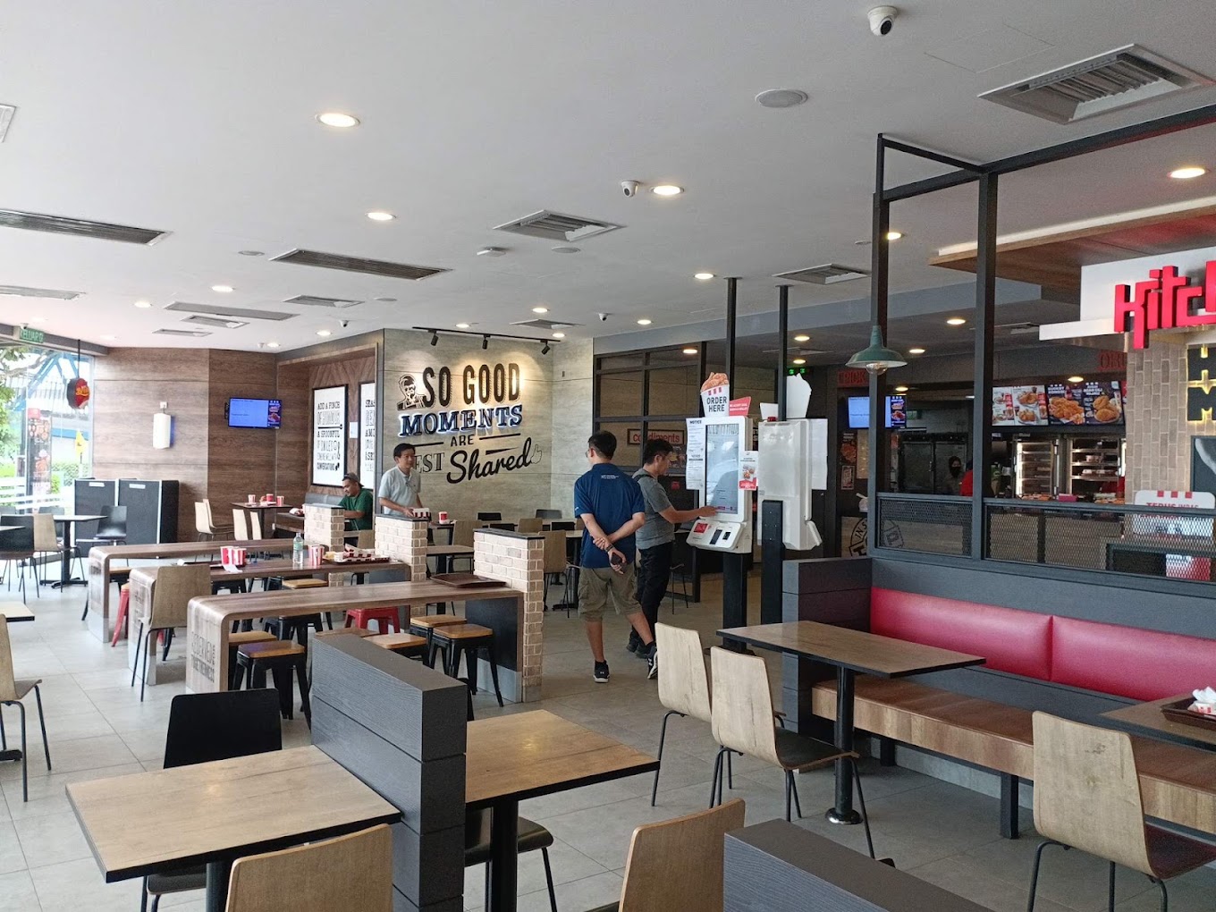 KFC Petronas Seberang Jaya DT — Environment, Perai, Pulau Pinang